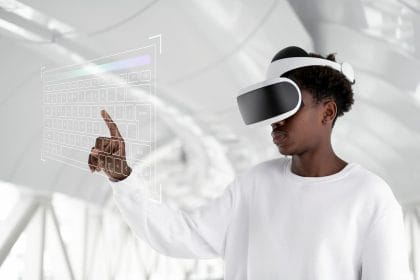 Five unique benefits of using AR and VR services in eLearning