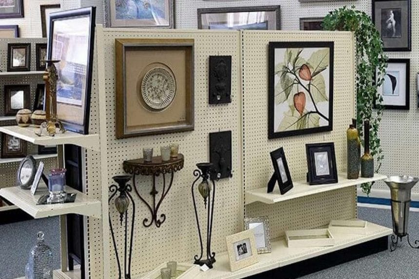 How to identify a gorgeous photo frame online